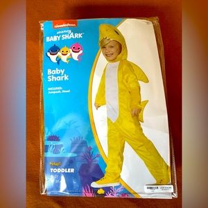 2T Baby Shark costume in like new condition